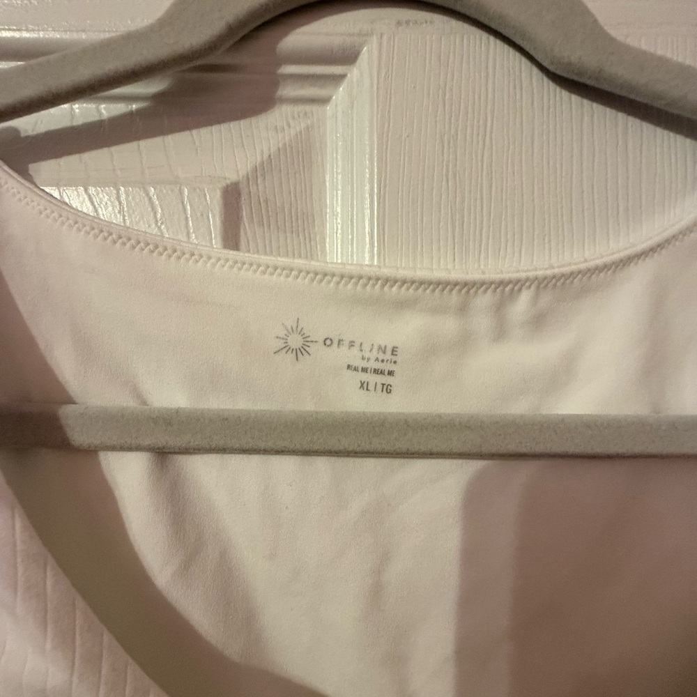 White Long Sleeve Crop Top - Picture 2 of 4